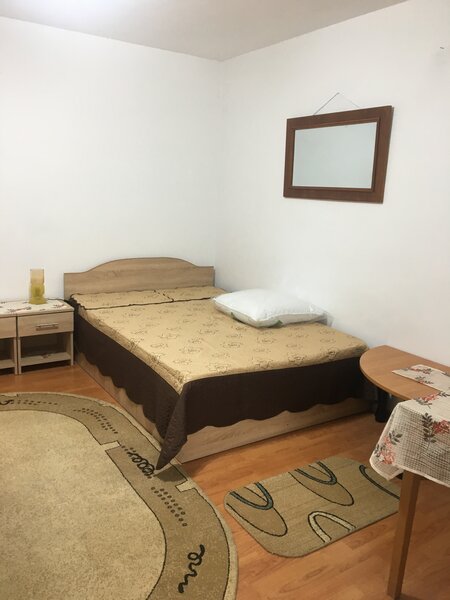 Drumul Taberei, Favorit,